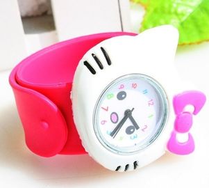 Klasik Silicone Belt Kristal Lady Hello Kitty / Slap / Hadiah Bergaya Silicone Wristband Perhiasan