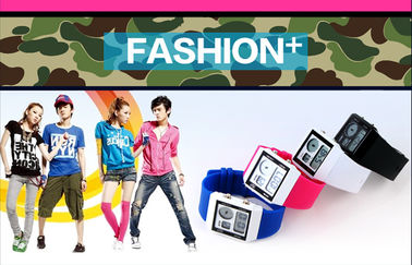 Unisex Waktu Dua Analog Digital Perhiasan Ganda Waktu Dengan 5 Warna latar
