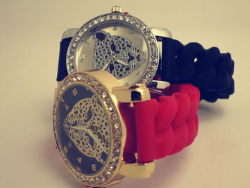 Leopard Kristal Silicone Wristband Perhiasan Red / Black Non-korosif