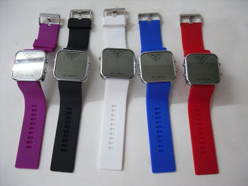Durable Colorful Silicone Wristband Perhiasan / Gelang Silicone Jam