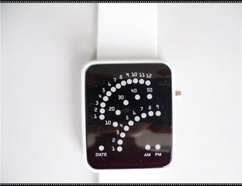 Olahraga Lembut Disesuaikan Silicone Wristband Watch, Putih Strap Jam