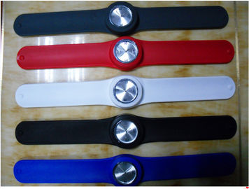 2014 Hot Jual Fashionable Pat Pat Perhiasan Silicone Sport Perhiasan