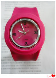 2014 Hot Jual Fashionable Pat Pat Perhiasan Silicone Sport Perhiasan
