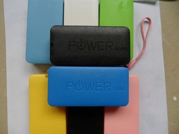 Parfum Power Bank Baterai Dengan Lanyard, 4400mAh Power Bank Charger