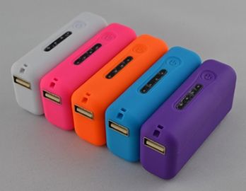 2600mAh USB Portable Power Bank Dengan LED Light, Red / Pink / Hijau