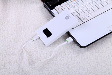5000mAh daya Bank portabel untuk perangkat mobile dengan layar Lcd 5V 2.1A output DC