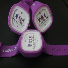 Fashionable Custom cetak Jelly Wrist Watches Dengan dipertukarkan Strap / Wajah