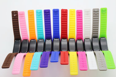 LED Display LED Digital Wrist Watch Dengan Magnet Buckle Sport Gelang Perhiasan