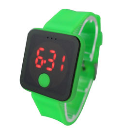 Kustom Colorful LED Digital Wrist Watch Dengan lembut Strap, Lithium Battery