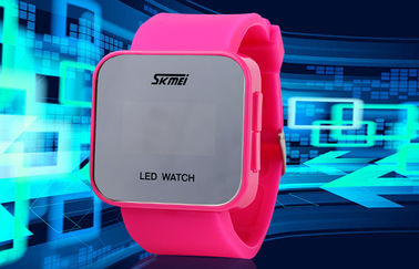 Wommens pink Digital Perhiasan ABS Case LED Wrist Watch 1 ATM Water Resistant