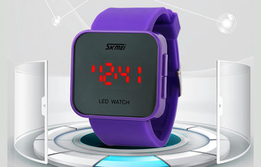 Wommens pink Digital Perhiasan ABS Case LED Wrist Watch 1 ATM Water Resistant