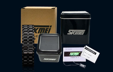 Tahan air LED Digital Wrist Watch, Man Iron Samurai Perhiasan