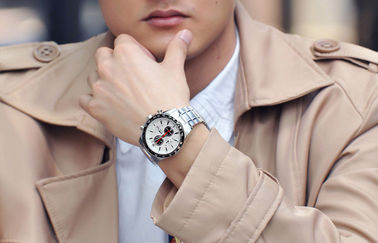 Quartz Watch Dengan Chronograph