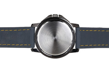 Disesuaikan menonton kuarsa Jepang Gerakan Analog dengan PU Band gaya sporty jam kuarsa