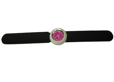 1ATM Air tahan Perhiasan Colorful Dial Slap Silicone Wristband Jam dengan Debossed Log