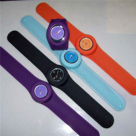 Disesuaikan Silicone Wristband Perhiasan Fashionable Slim Untuk Wanita