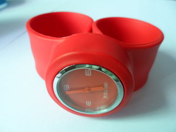 Khusus Cina Chips Silicone Wristband Perhiasan untuk Sekolah SMP