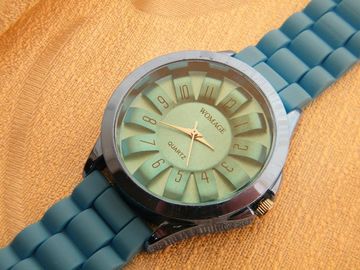Daisy 3D Dial Dewasa Silicone Perhiasan Tampilan Analog Anti Syok Watches