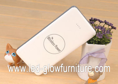 Universal 8000mAh Qi Ganda usb bank daya portabel untuk semua perangkat ponsel
